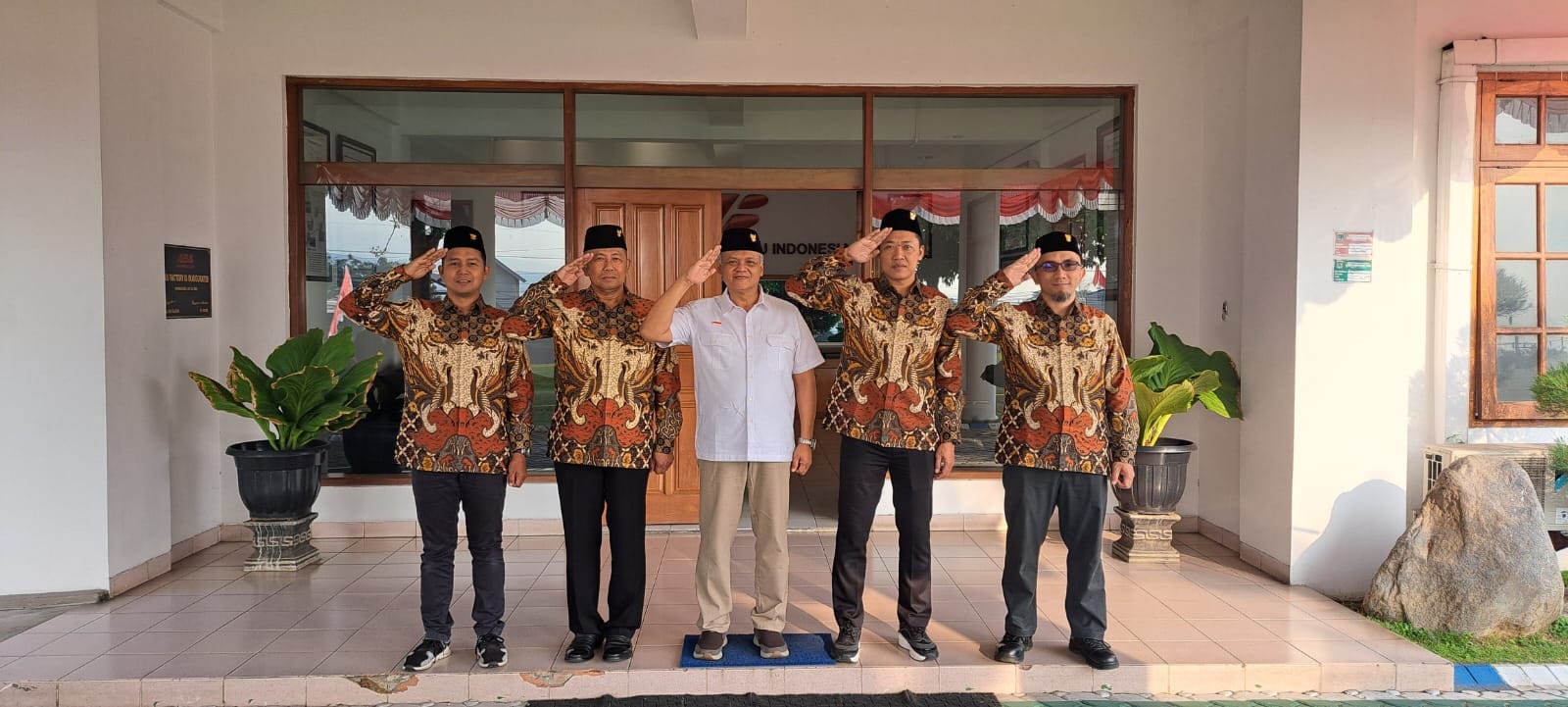 Petugas Upacara HUT Ke-81 Republik Indonesia 
